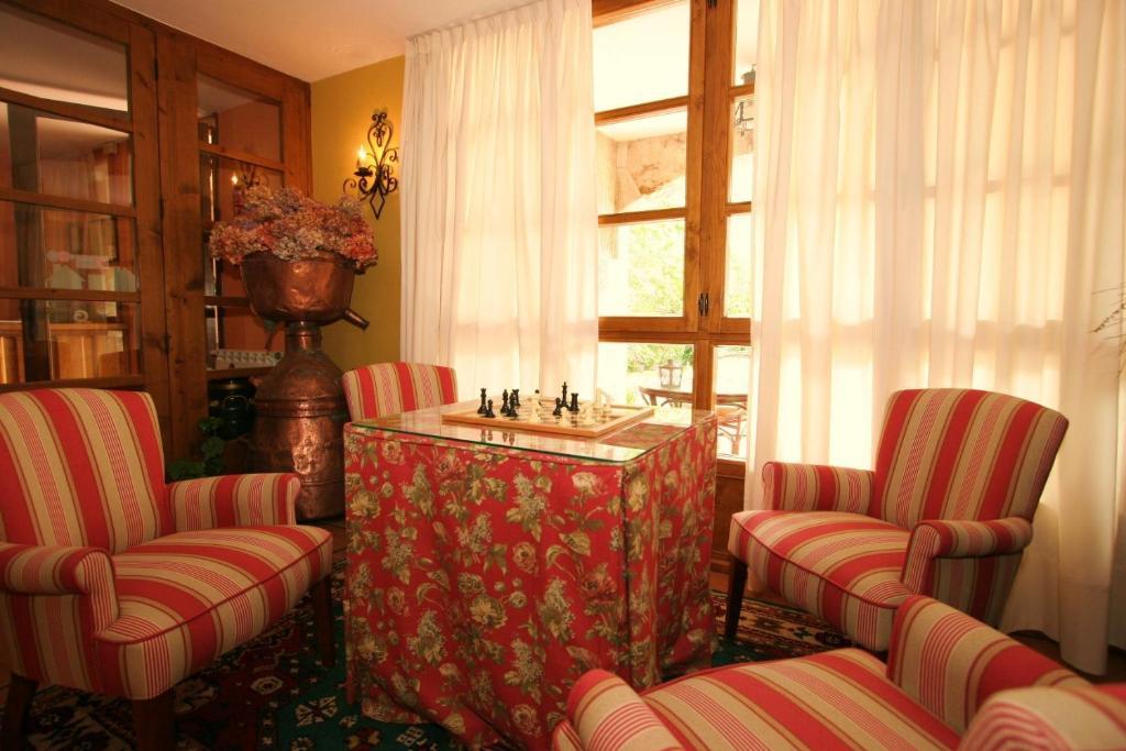 Posada Laura Potes Ngoại thất bức ảnh